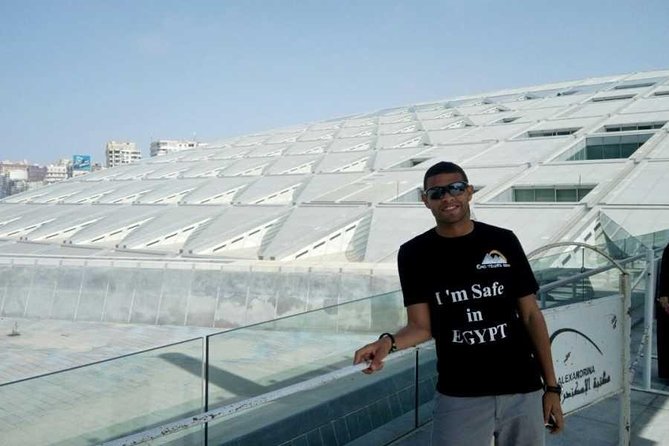 1 Day tour to Alexandria from Cairo - Qaitbay Citadel beside the Mediterranean