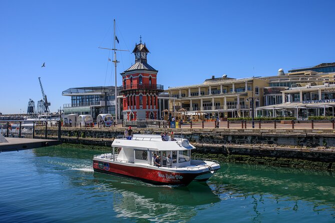 30min Harbour Boat Cruise Cape Town - What happens during the 30 minutes