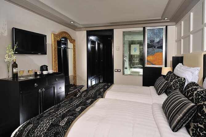4-Day Nile Cruise Aswan and Luxor Hot Air Balloon with Abu Simbel - Is $715.48 a fair price?