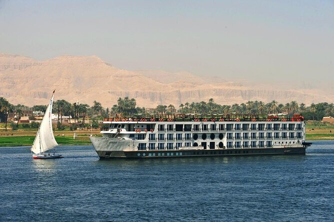 4-Day Nile Cruise Aswan and Luxor Hot Air Balloon with Abu Simbel - Day three: Edfu by horse carriage and the Esna Lock