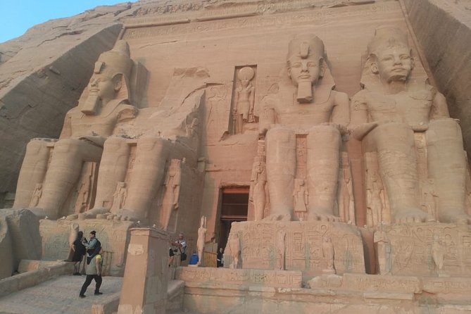 4-Days Nile Cruise Aswan&Luxor,Hot Air Balloon&Abu Simbel.Hot deal - Guides can make the packed schedule work