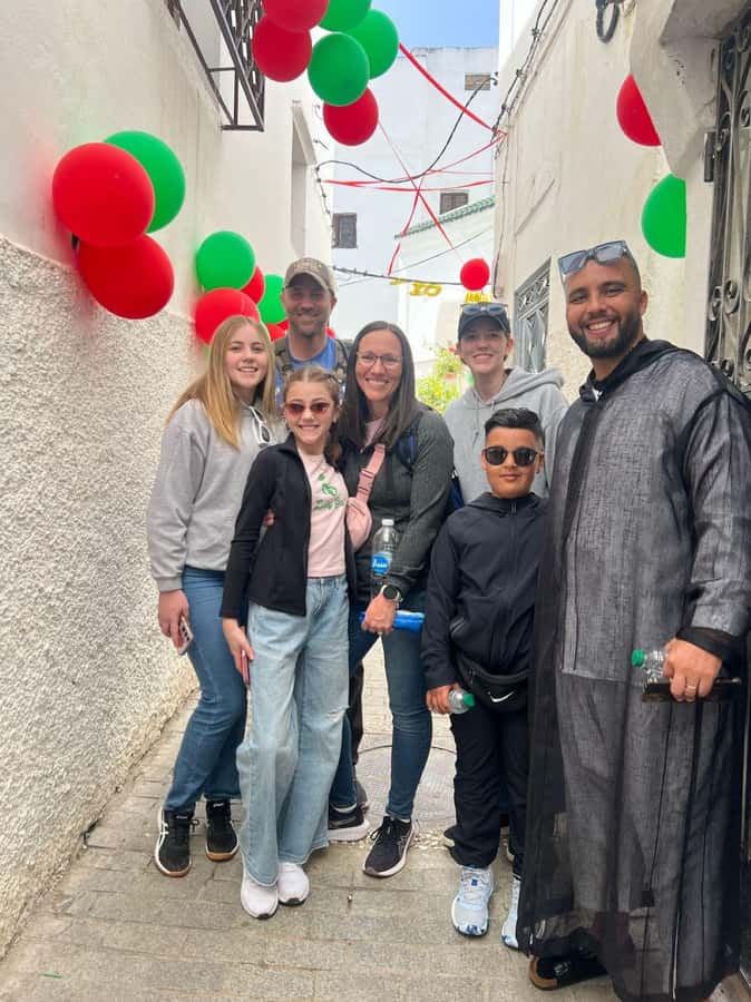 4 Hours Deluxe Guided Tour of Tangier + A tour with camels - Tea, food, and the question of lunch