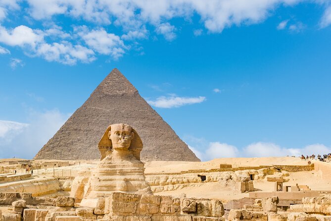 5-Day Tour in Cairo with Pick Up - Day 1: Airport assistance without the usual arrival scramble