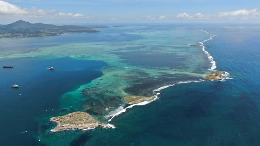 5 Islands Speedboat w/Snorkeling Sea Turtle + Lunch & Drinks - Blue Bay Marine Park is the main swim stop