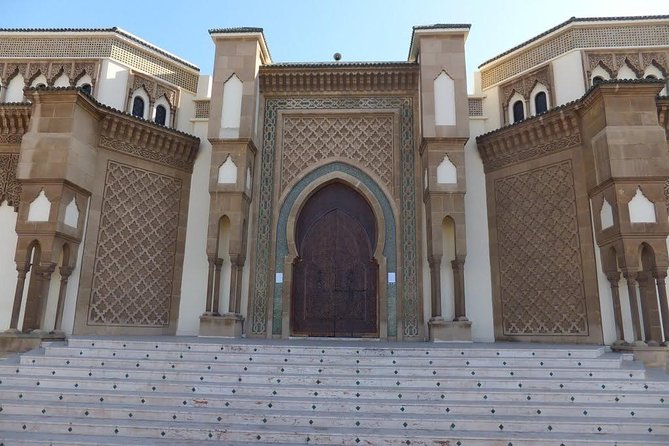 Agadir Half-Day Tour - A respectful stop at Mohammed V Mosque