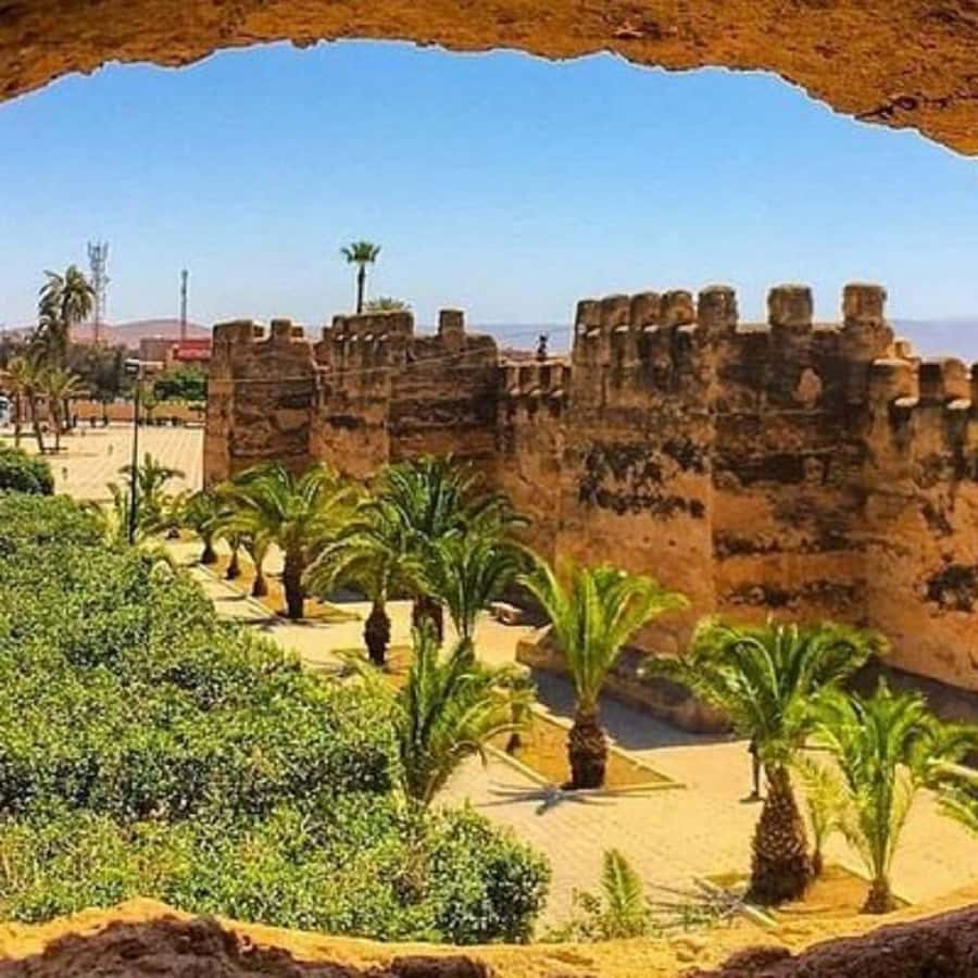 Agadir: Taroudant Oasis and Tiout Day Trip with Lunch Option - Climbing the ramparts above the city