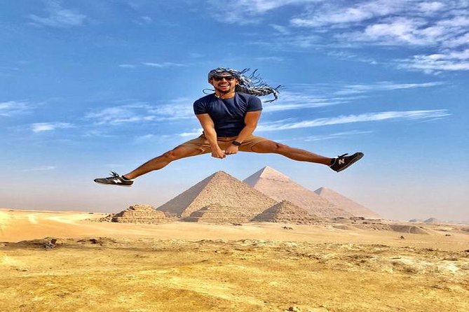 All-inclusive Private Trip Giza Pyramids Sphinx Saqqara, Dahshur - A 30-minute camel ride around the pyramids
