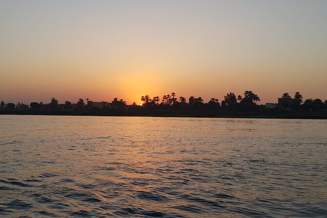 Amazing Sunset sailing by Felucca in Luxor -2 Hours (Private) - Tea, water, and the small touches onboard