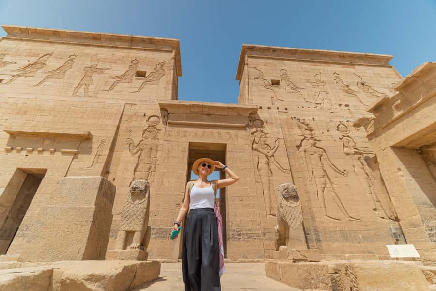Aswan: Philae Temple Guided Half-Day Group Tour - The motorboat crossing is part of the experience