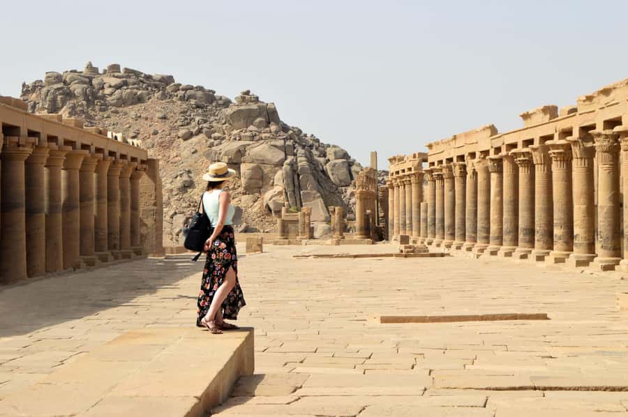 Aswan: Philae Temple Guided Half-Day Group Tour - Entering the Temple of Isis