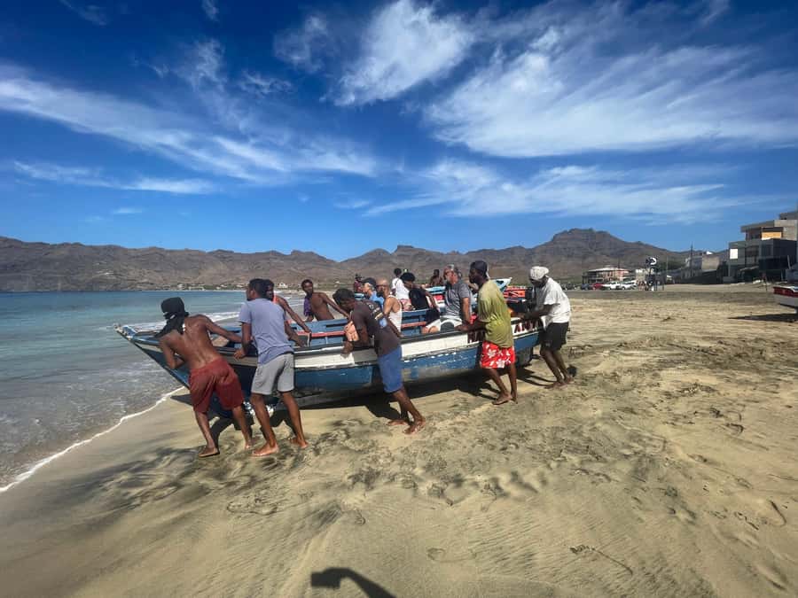 Beaches, Villages and Monte Verde (excludes city) - São Pedro and the island’s working coast