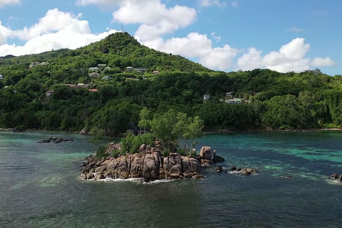 Beautiful island tour 5-6 hours | Mahé, Seychelles | Private Tour - Takamaka Rum adds local flavor