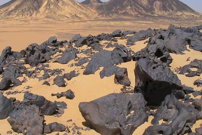 Black and White Desert and Bahariya Oasis Tour 2 Days 1 Night - Crystal Mountain and the strange rocks of Agabat Valley