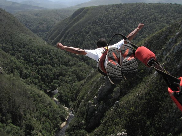 Bloukrans Bungy, the worlds best bungy jump! - Arriving one hour early at the N2 booking office