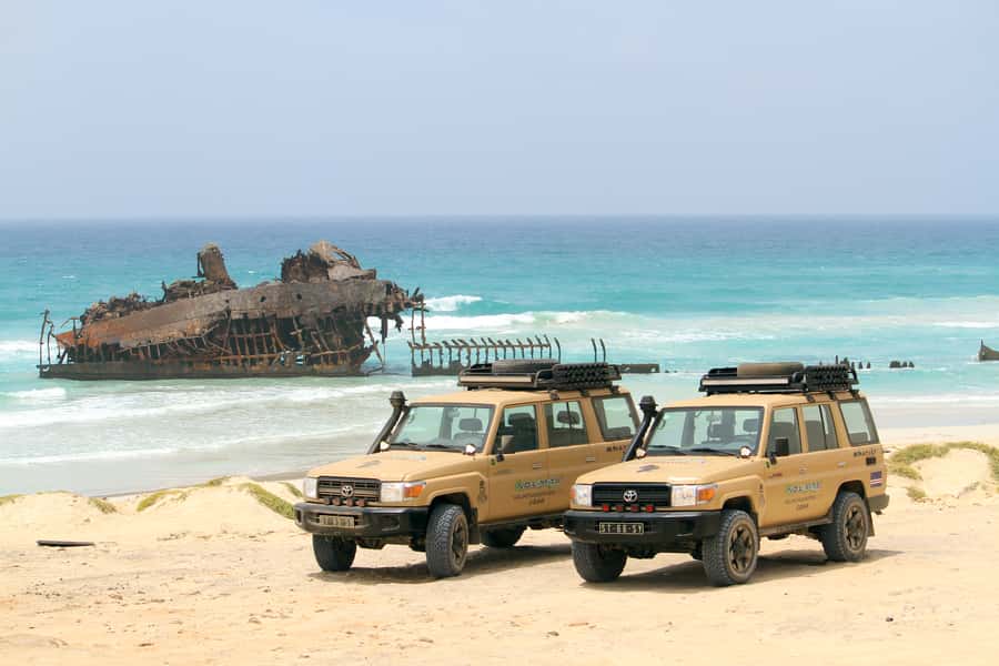 Boa Vista Jeep Expedition: Shipwreck & Viana Desert (4-Hour) - Bofareira Bay and Espingueira