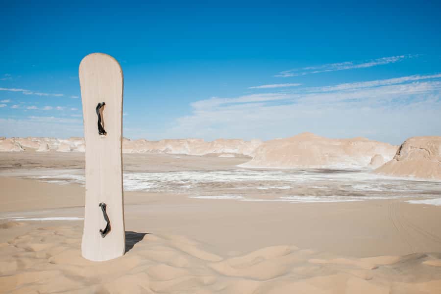 Cairo: 2-Day Bahariya Oasis Camp and Desert Tour - A desert camp dinner under the stars