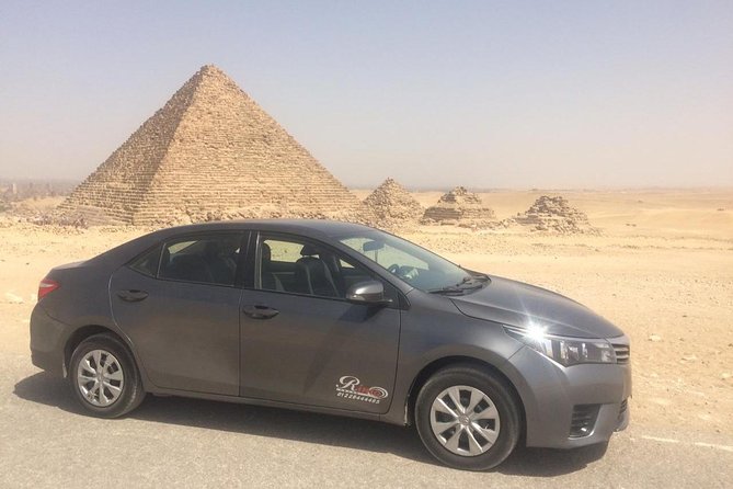 Cairo Airport Private Arrival/Departure Transfer to any address/hotel in Giza - Choosing between the sedan and minivan
