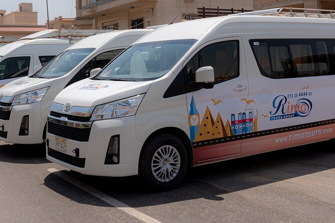 Cairo Airport Private Arrival/Departure Transfer to any address/hotel in Giza - The value of paying about $19.34 per person