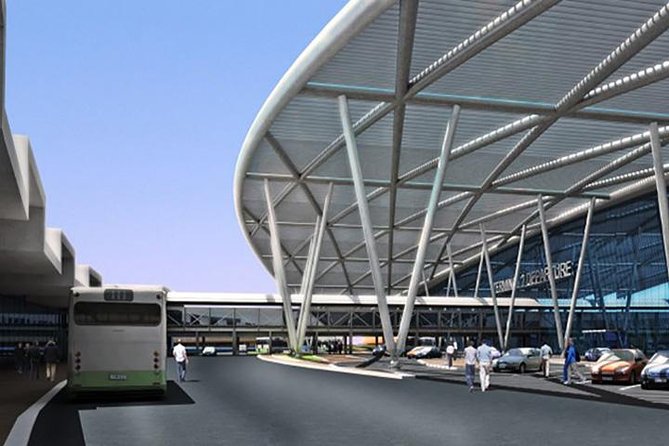 Cairo Airport Private Arrival Transfer - From aircraft to baggage claim