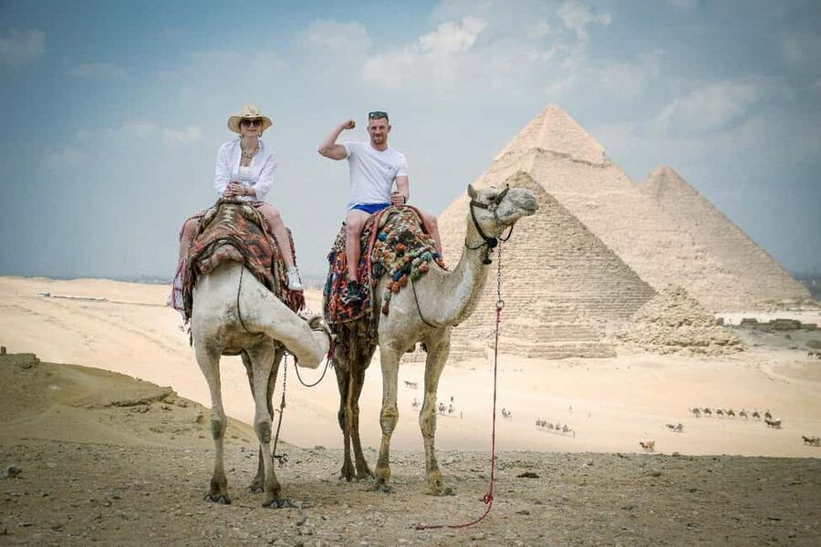 Cairo Day Tour: Pyramids, Museum, Camel Ride & Local Lunch - Starting with five thousand years at the Egyptian Museum
