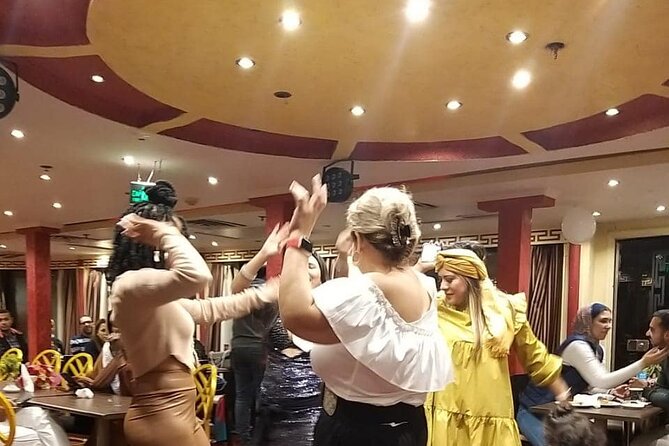 Cairo Dinner Cruise in Nile River With Belly Dancer & Tanora show - Egyptian dishes and a buffet that suits mixed appetites