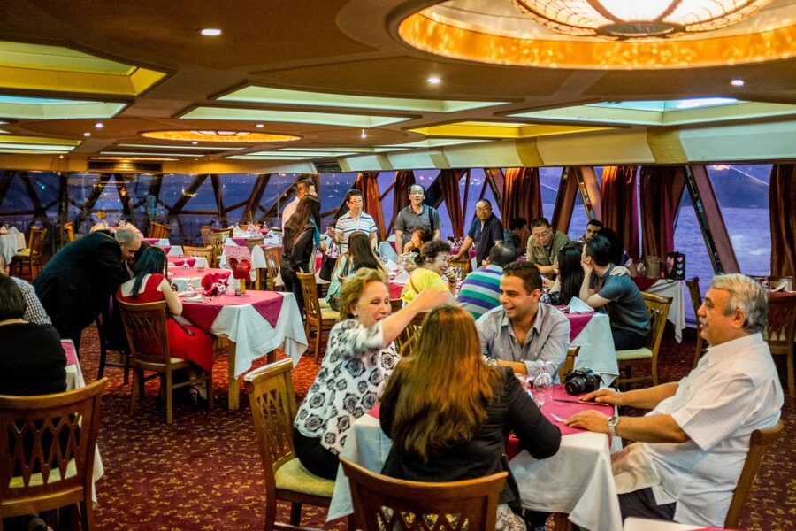 Cairo: Dinner Cruise on the Nile River - The entertainment program
