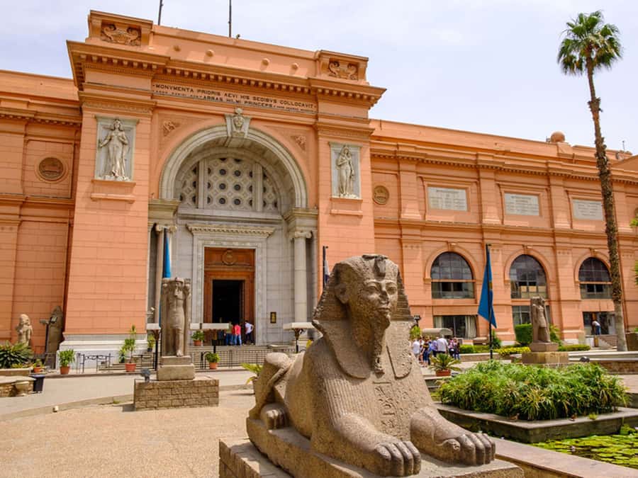 Cairo: Egyptian Museum, Citadel, and Old Cairo Guided Tour - Inside the Egyptian Museum near Tahrir Square