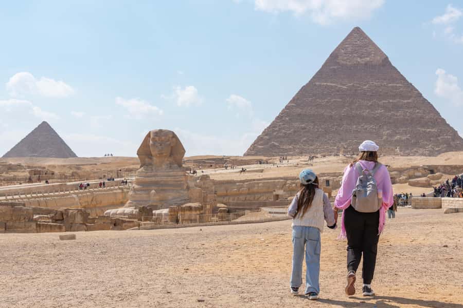 Cairo: Female-Guided Pyramids, Sphinx & Museum City Tour - What the $73 price includes