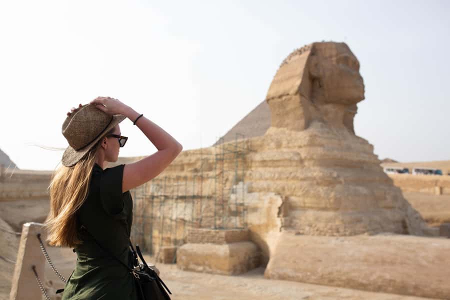 Cairo: Female-Guided Pyramids, Sphinx & Museum City Tour - Starting in Cairo or Giza