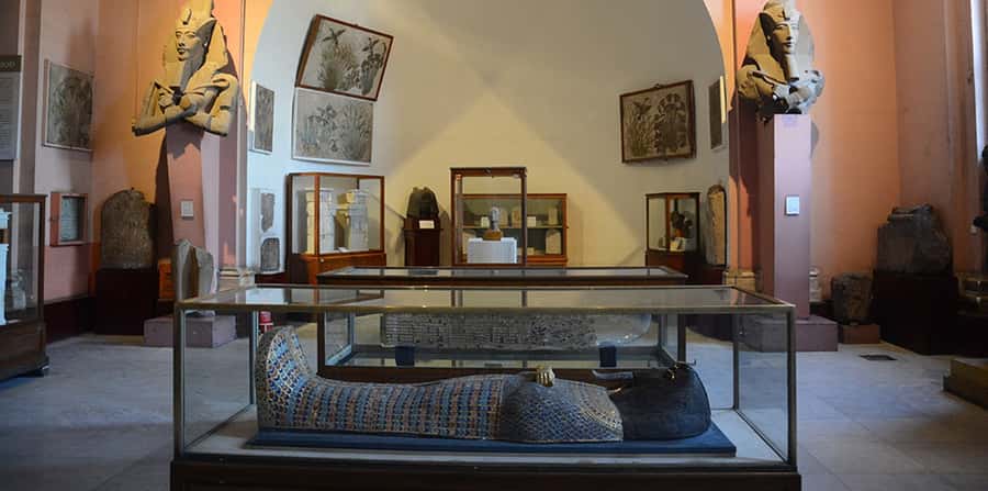 Cairo/Giza: Guided Pyramids, Sphinx and Egyptian Museum Tour - The Egyptian Museum and Tutankhamun’s treasures