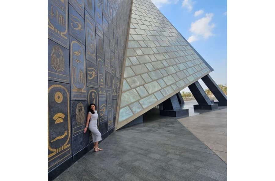 Cairo: Giza Pyramids & Grand Egyptian Museum Tour with Lunch - Who should book this tour?