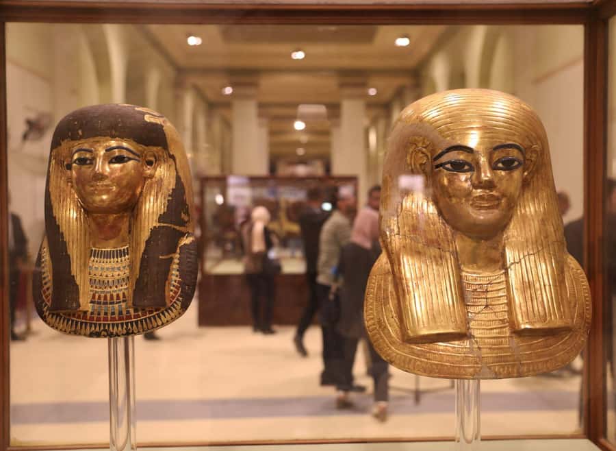 Cairo/Giza: Saladin Citadel, Egyptian Museum, & Bazaar Tour - Khan El Khalili: shopping, bargaining, and street life