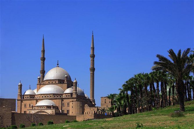 Cairo Luxury Tours to Egyptian Museum,Coptic Cairo & Bazaar - Coptic Cairo Around Babylon Fortress