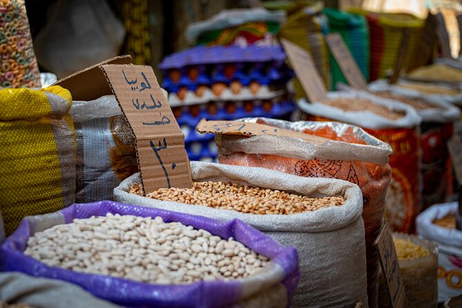 Cairo Nights Food Tour with 15+ Tastings - What the guide adds to the experience
