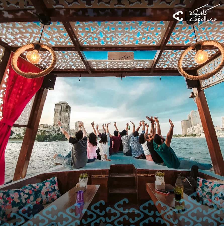 Cairo: Private Felucca Ride with Dinner and Drinks - The crew makes the private format work