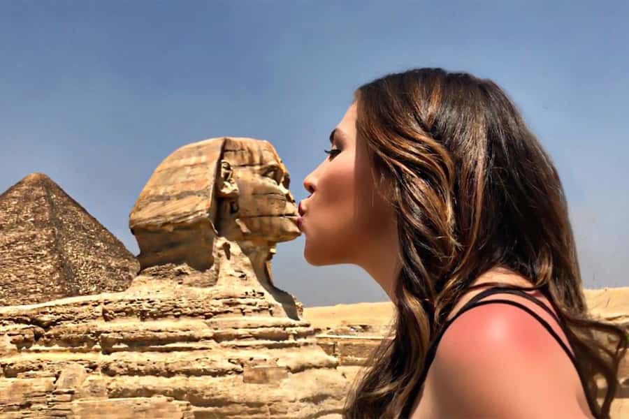Cairo: Private Pyramids, Museum & Bazaar Tour with Lunch - Key points at a glance