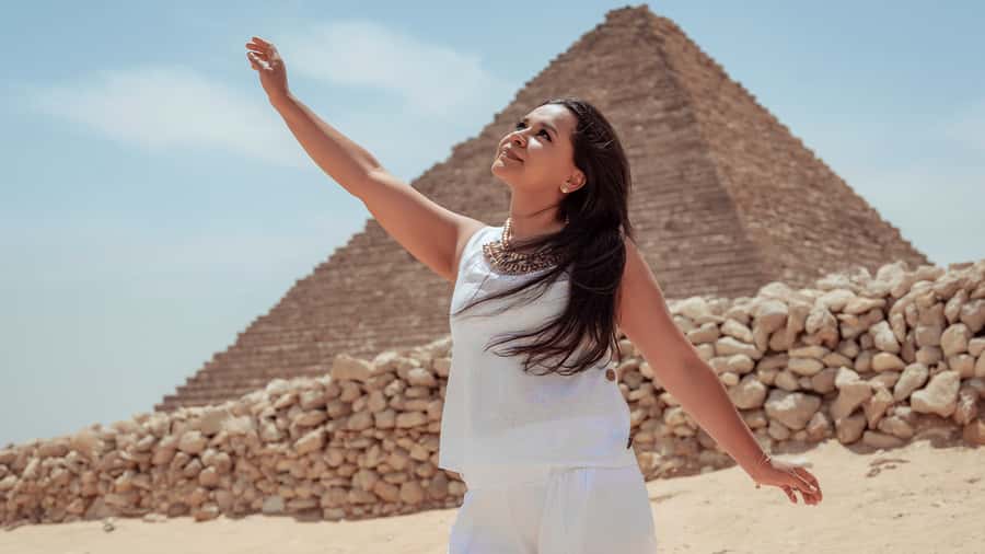 Cairo: Pyramids, Memphis, Sakkara & Dahshur Luxury Adventure - Guides and the human side of the tour