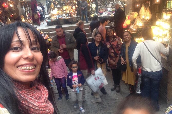 Cairo VIP Guided Tour to Khan El-Khalili Market with Lunch - Papyrus: a short demonstration with a shopping pitch