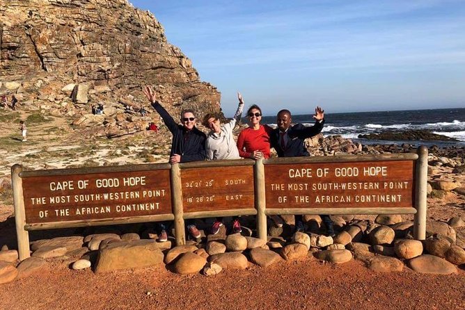 Cape of Goodhope Tour a Full Day Exploring the Cape Peninsula - A quick stop at the ostrich farm
