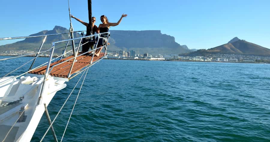 Cape Town: 1-Hour Pre-Sunset Champagne Cruise - Key points before you book