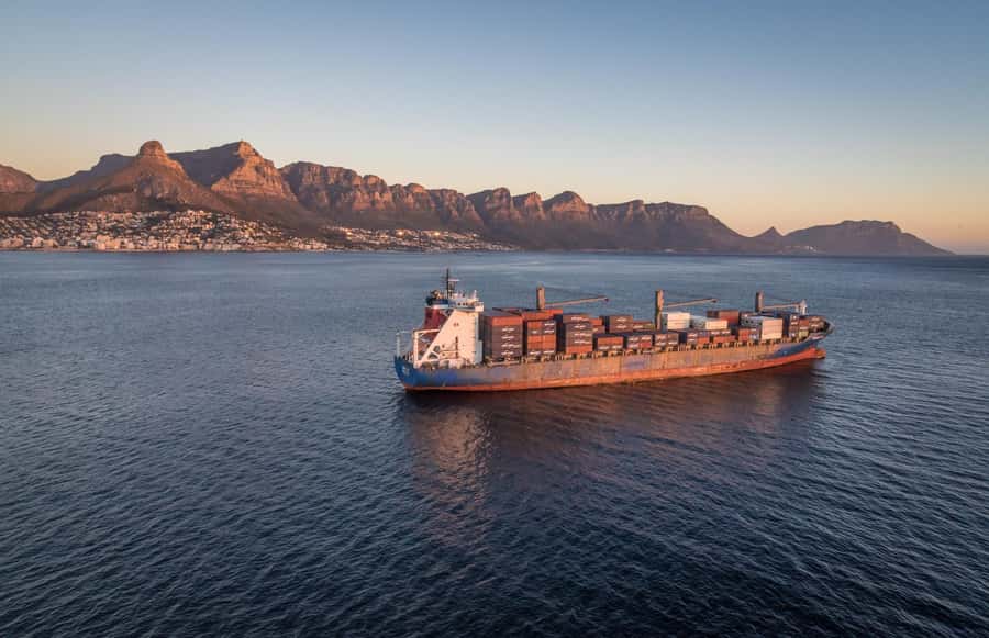 Cape Town: 20-Minute Helicopter Flight and Free Harbour Tour - The Twelve Apostles from above