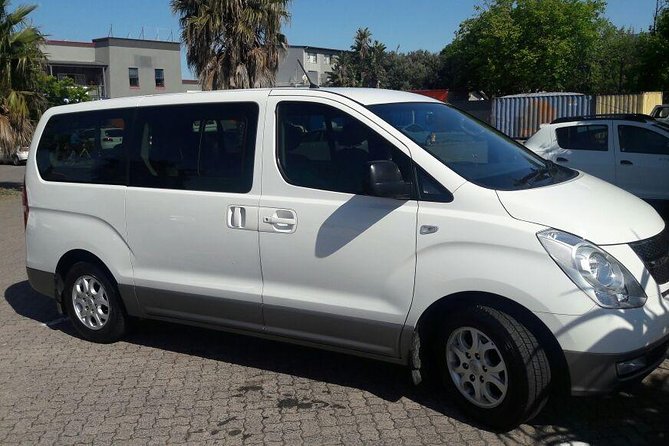 Cape Town Airport Transfers to hotels and Return Transfers, Wi-Fi - A calm first ride into Cape Town