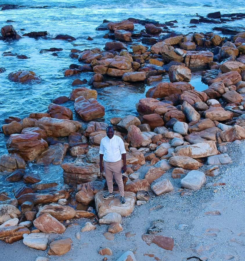 Cape Town: Cape of Good Hope & Penguins Full-Day Guided Tour - Camps Bay and Maiden’s Cove open the day