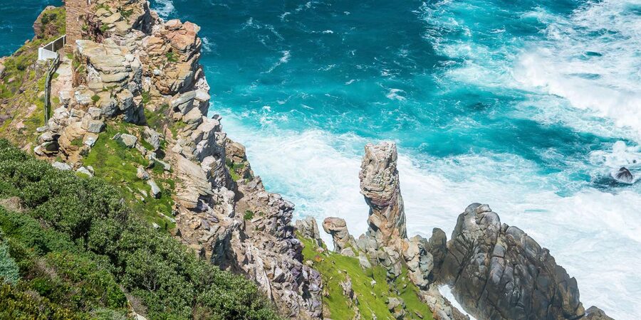 Cape Town: Cape Peninsula & Table Mountain Private Day Trip - Simon’s Town and the return along the coast