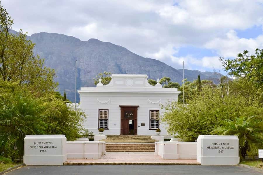 Cape Town: Guided Winelands Tour & Tasting in Stellenbosch - What the $83 price really covers