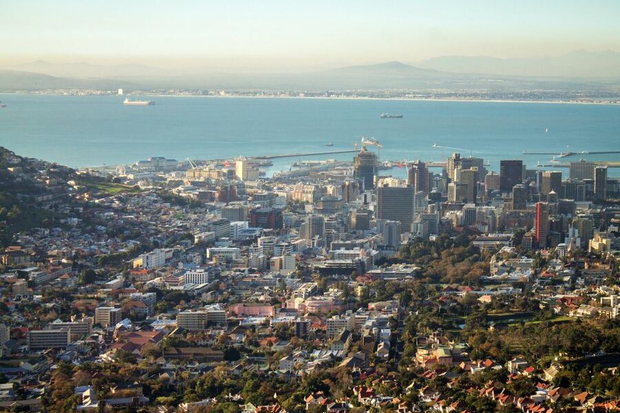 Cape Town: Hop-On Hop-Off Bus Tour with Optional Cruise - Why the two-day ticket makes sense