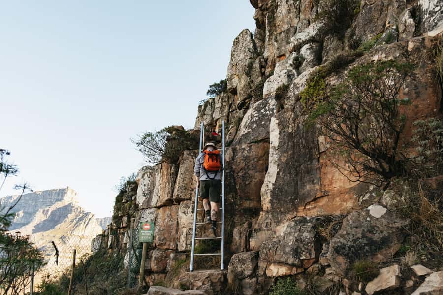 Cape Town: Lion's Head Guided Hike at Sunset - The summit before sunset