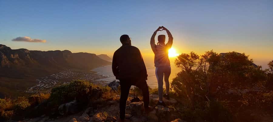 Cape Town: Lion's Head Sunrise with coffee or Sunset Hike - Sunrise or sunset: choosing the right version