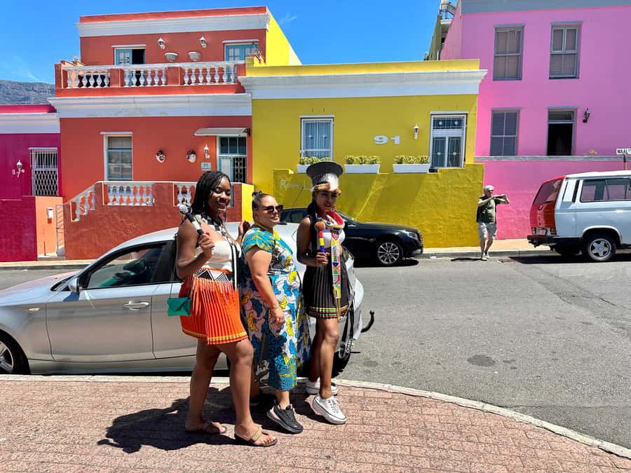 Cape Town: Private Full-Day Cape of Good Hope Tour - Bo-Kaap and Maiden’s Cove set the tone