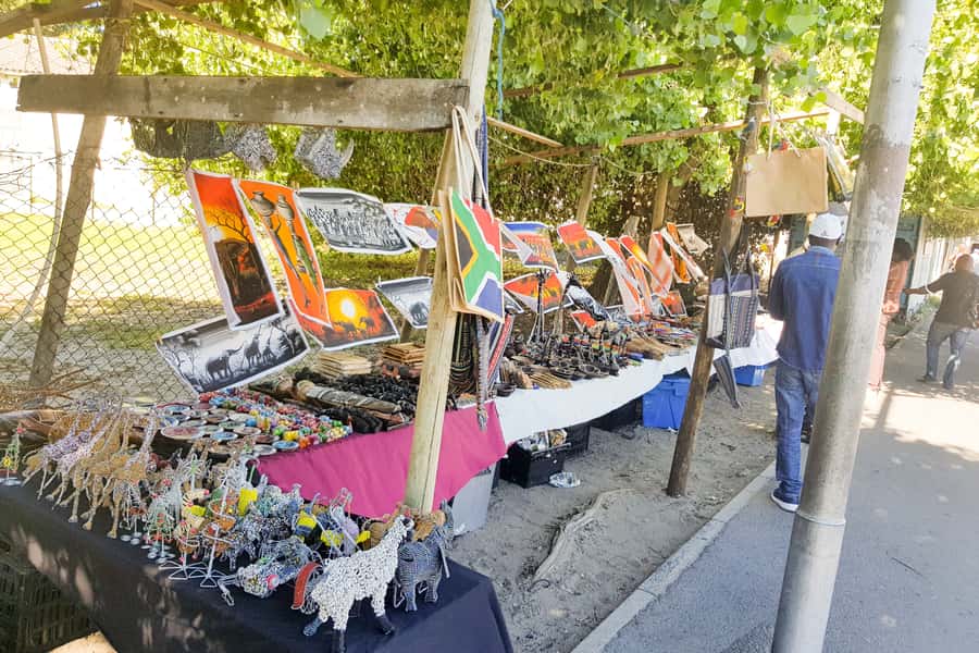 Cape Town: Robben Island Ferry Ticket and Townships Tour - Gugulethu’s memorials and difficult memories